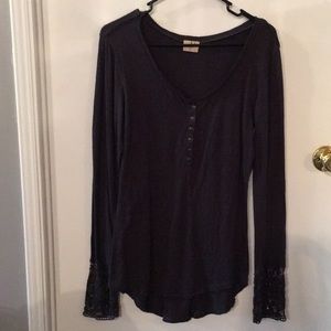 Lost from Buckle size small